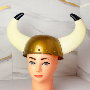 کلاه غول شاخ دار